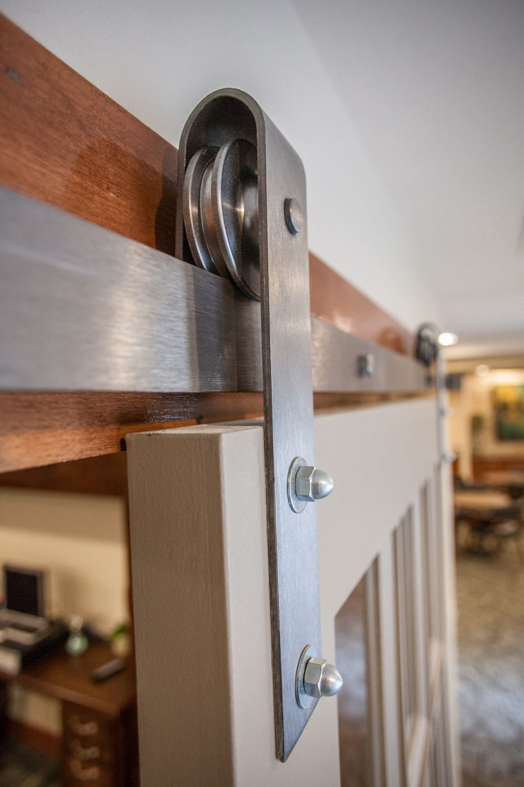 1212Barn Door
